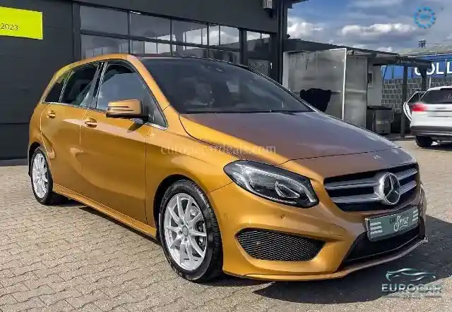 Mercedes-Benz B 200