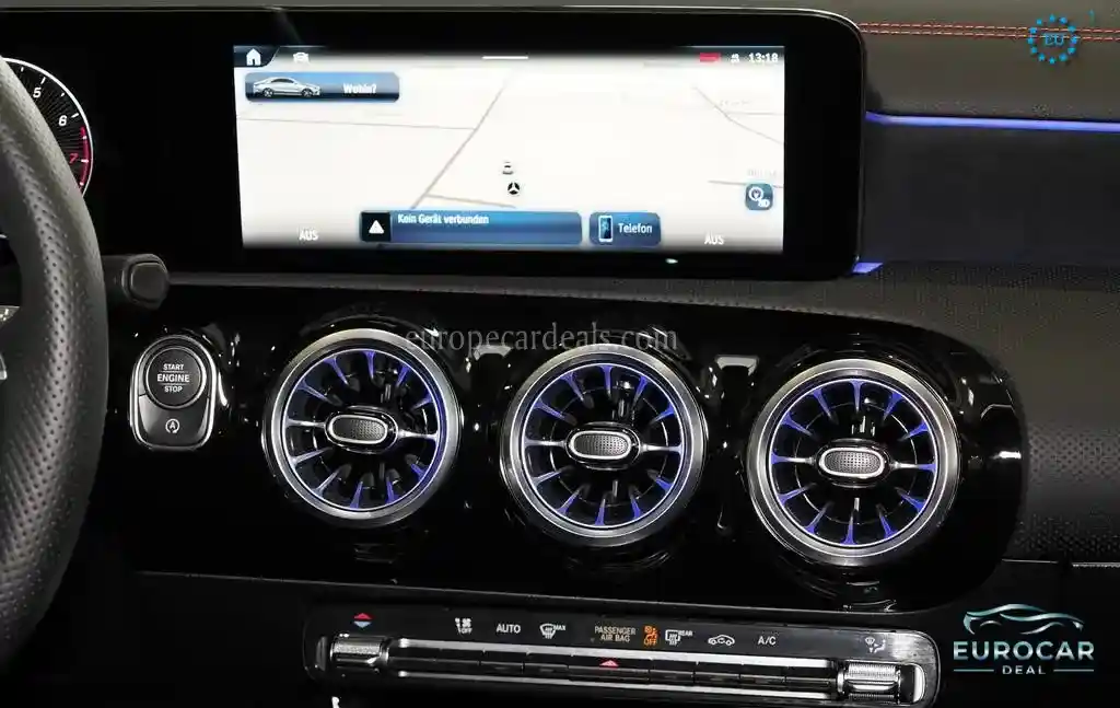 Mercedes-Benz CLA 200