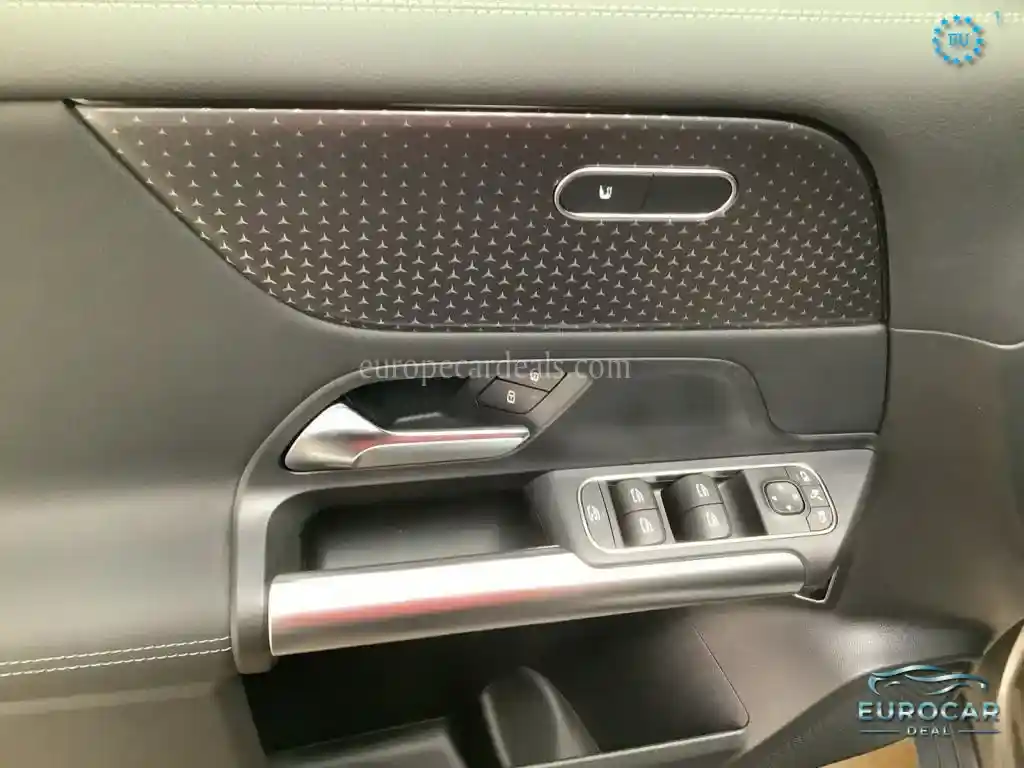 Mercedes-Benz B 220