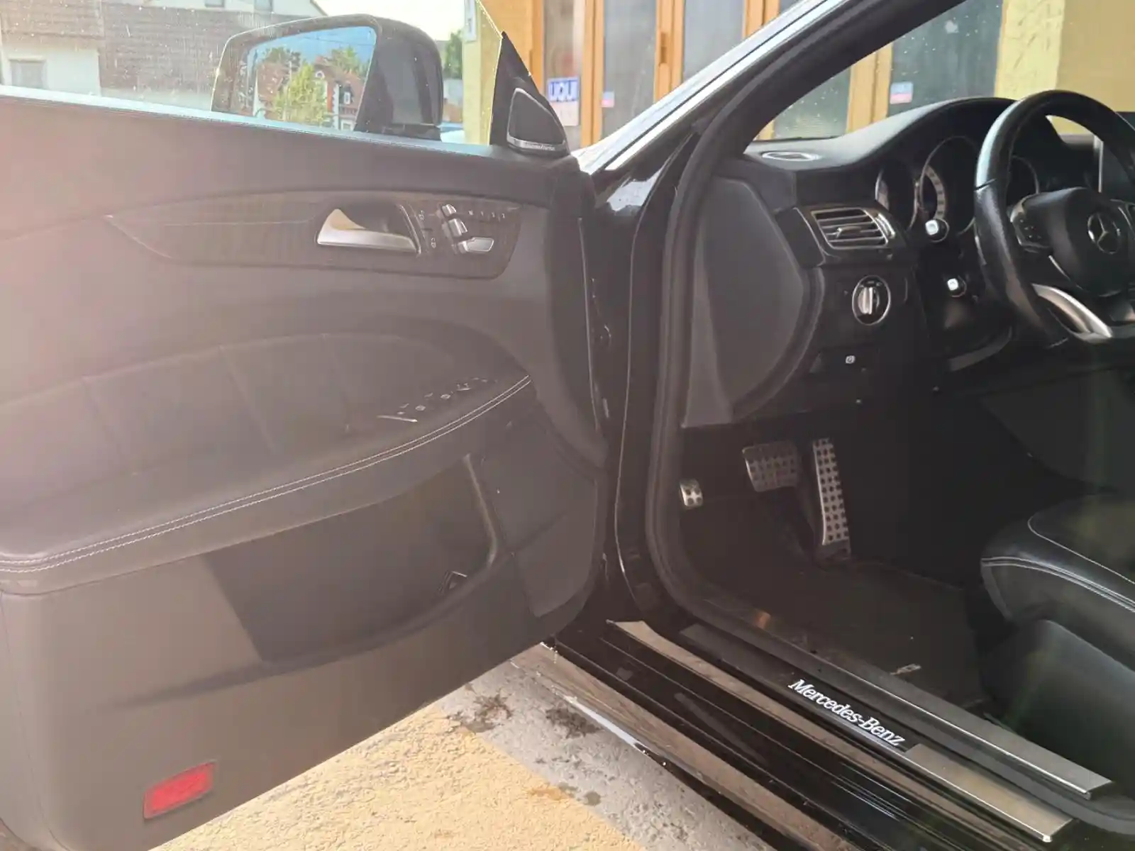 Mercedes-Benz CLS 500