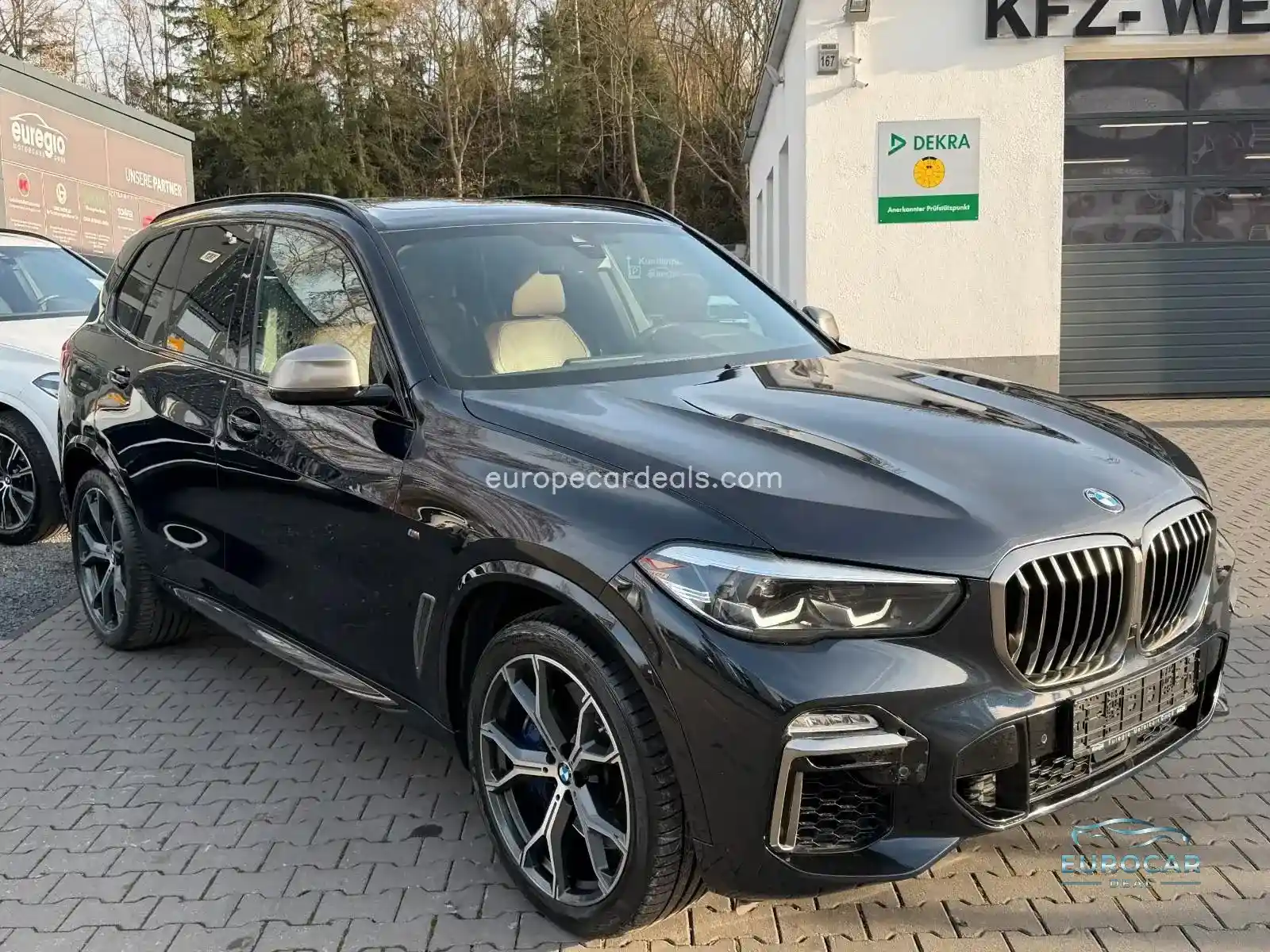 BMW X5 M50