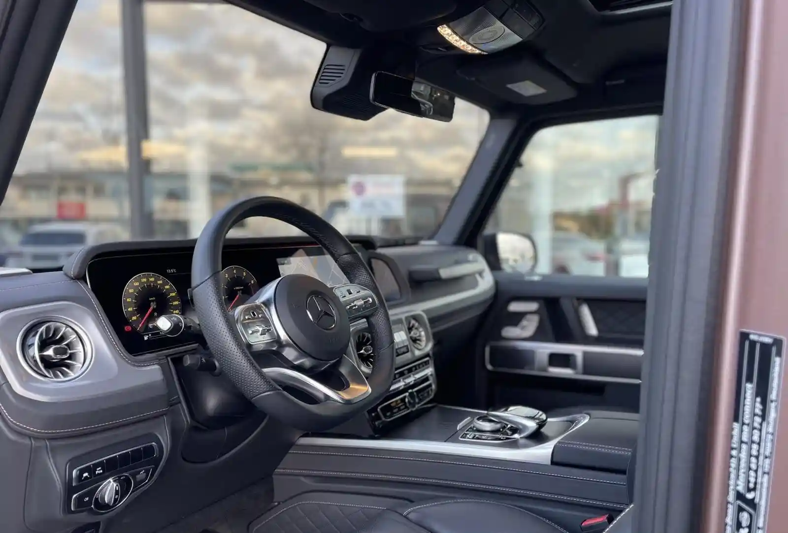 Mercedes-Benz G 500