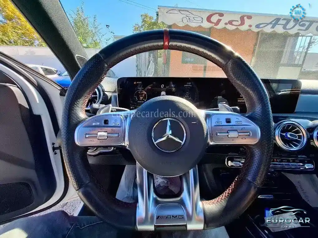 Mercedes-Benz A 35 AMG