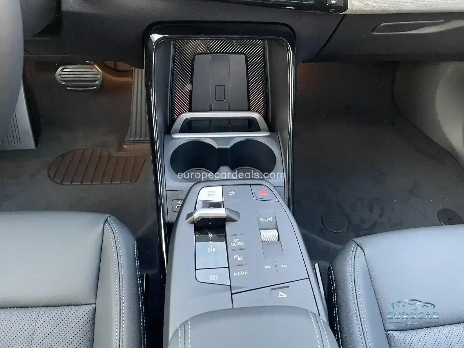 BMW iX1