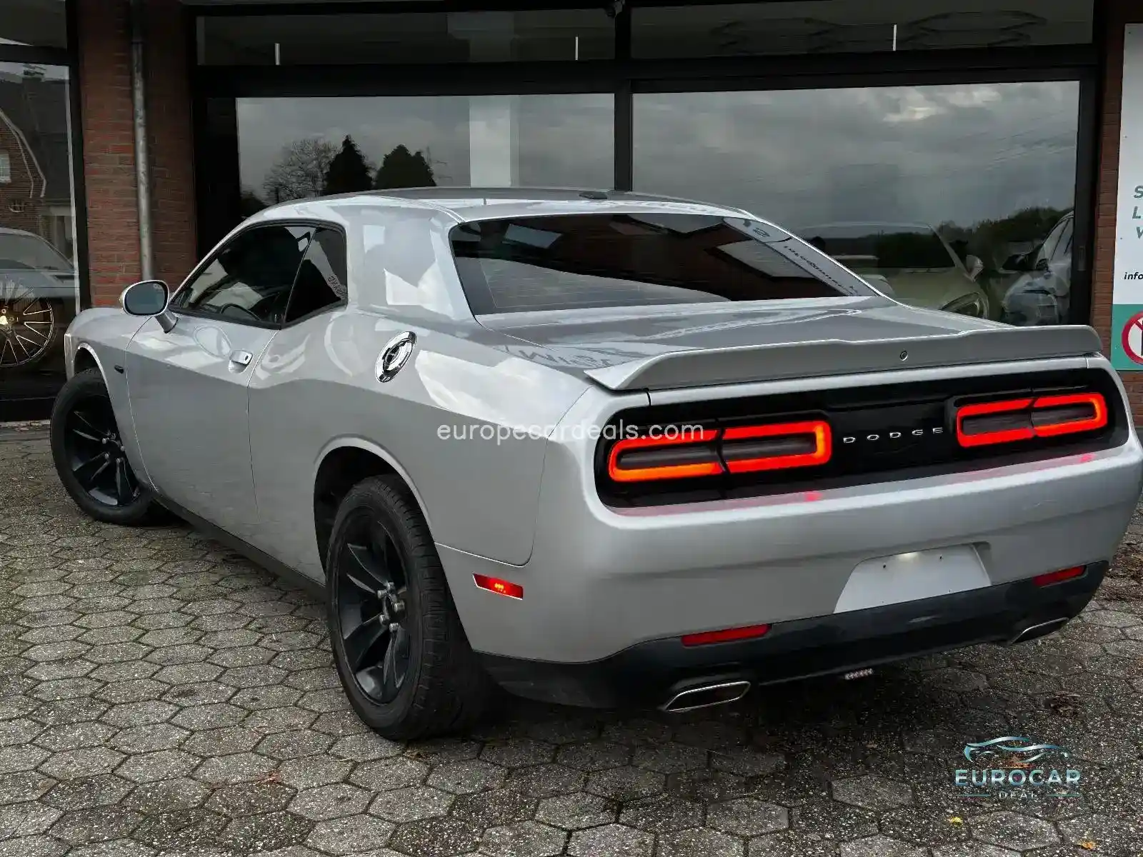 Dodge Challenger