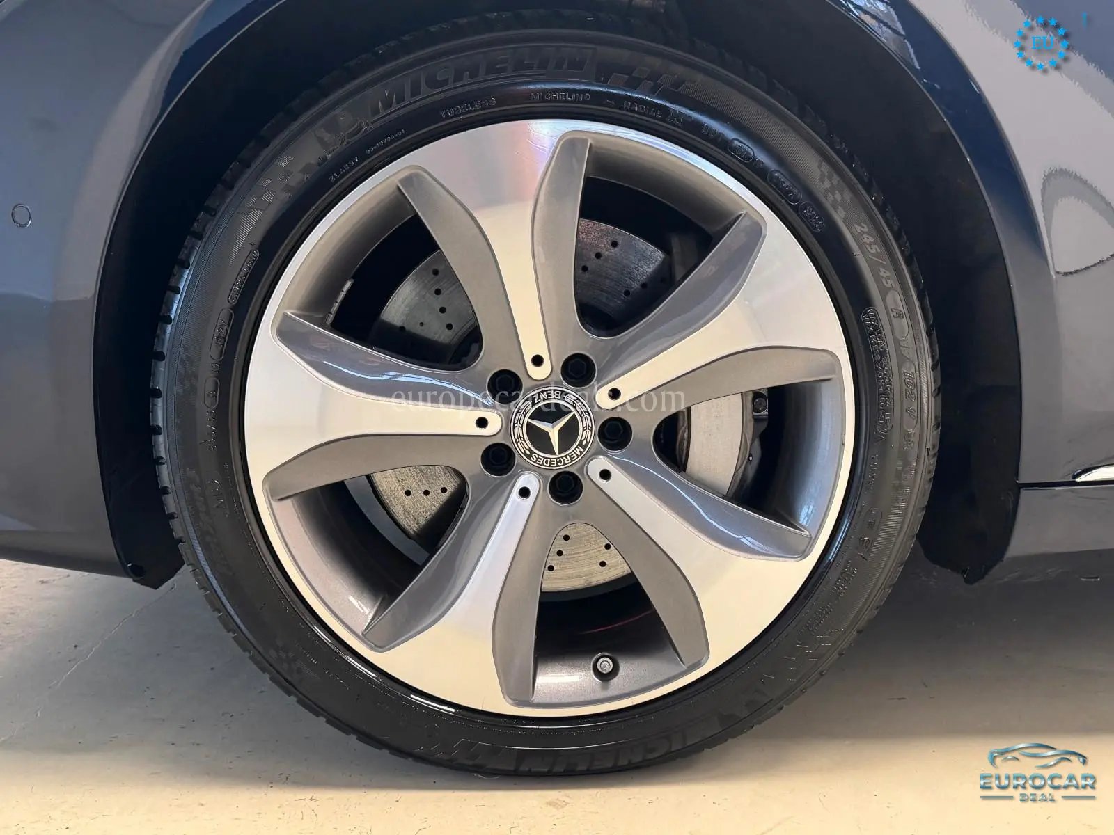 Mercedes-Benz S 560
