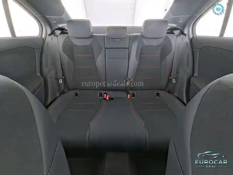 Mercedes-Benz A 220