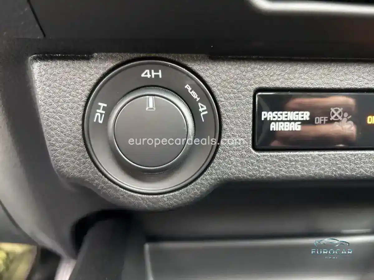 1.9 D SINGLE CAB L 4WD AT MY25