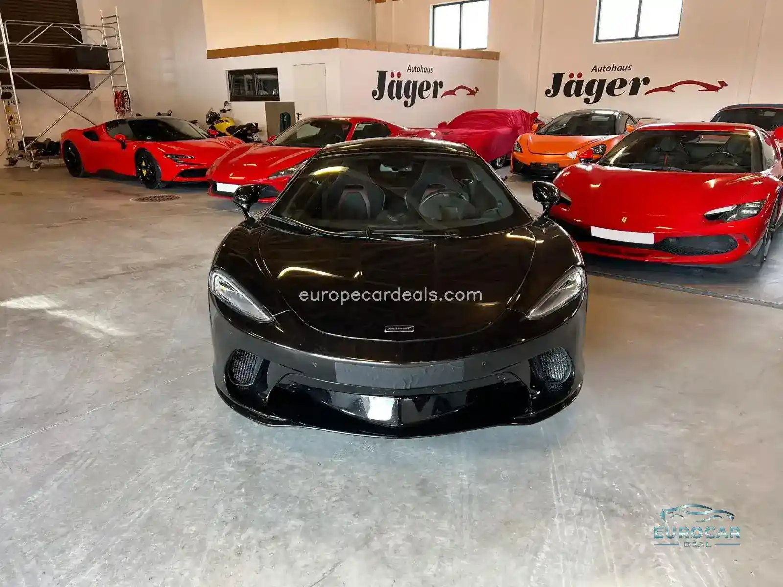 McLaren GT