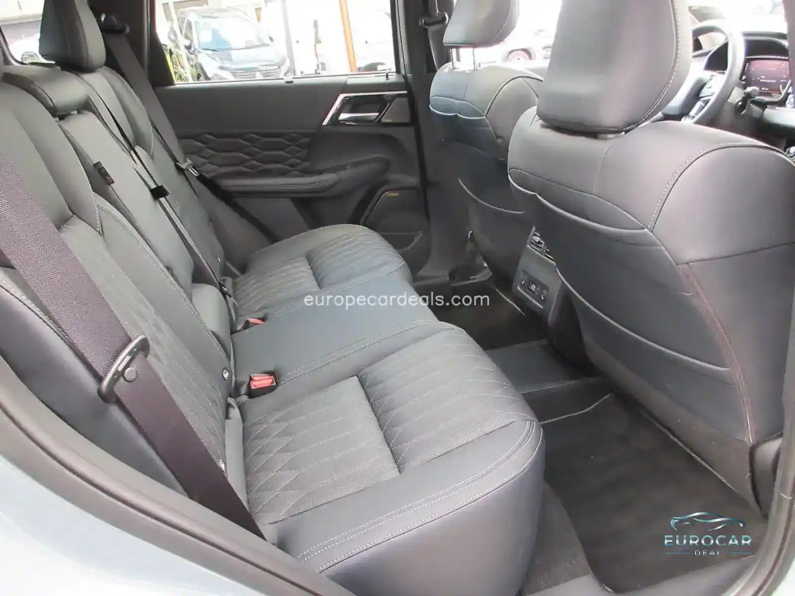 Mitsubishi Plug-in Hybrid Outlander