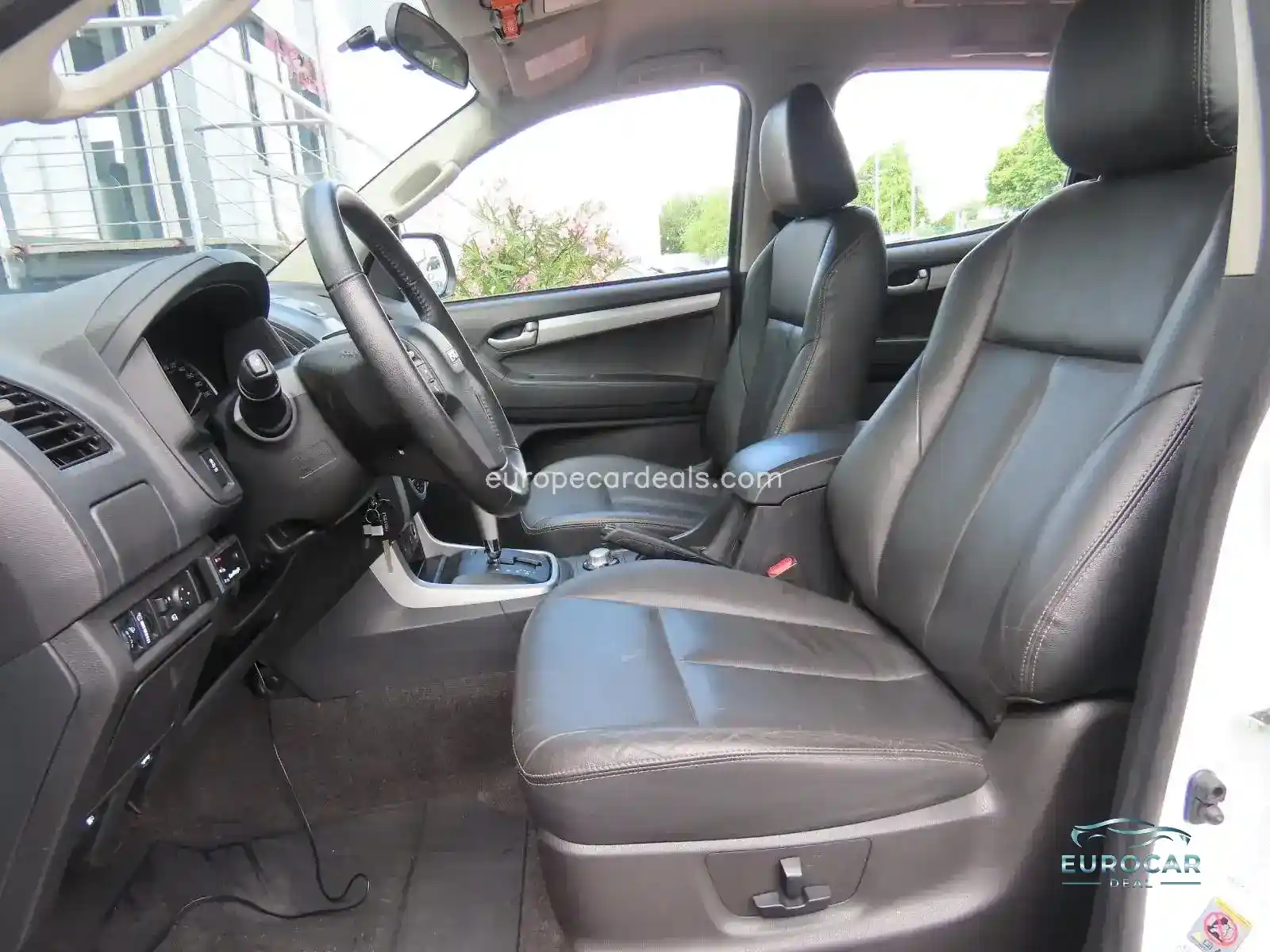 2.5 Double Cab 4WD LSX