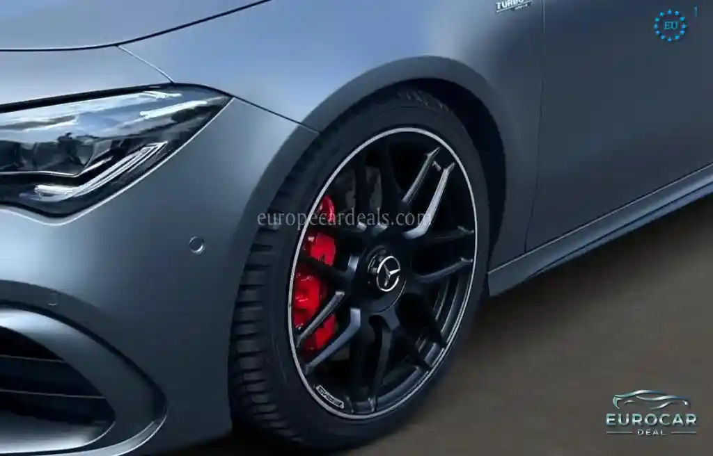 Mercedes-Benz CLA 45 AMG Shooting Brake