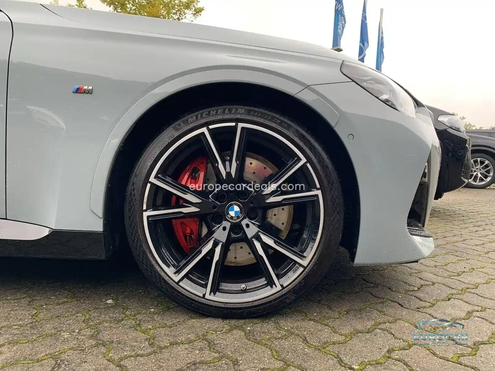 BMW M240i