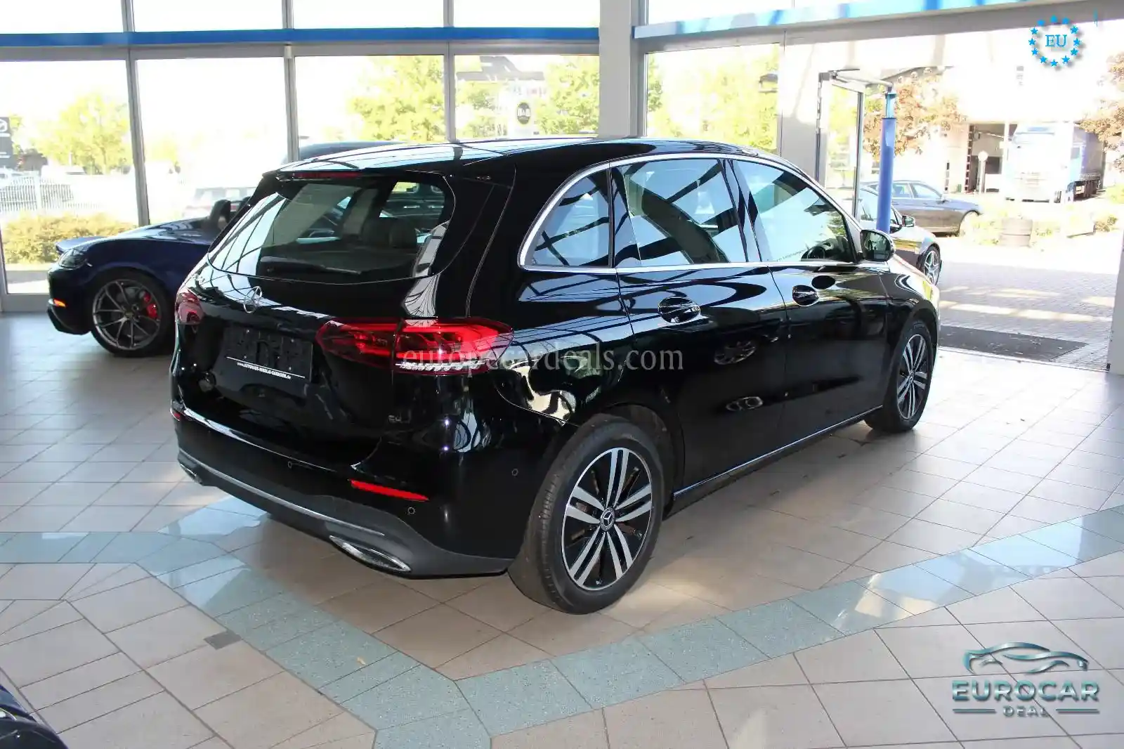Mercedes-Benz B 220