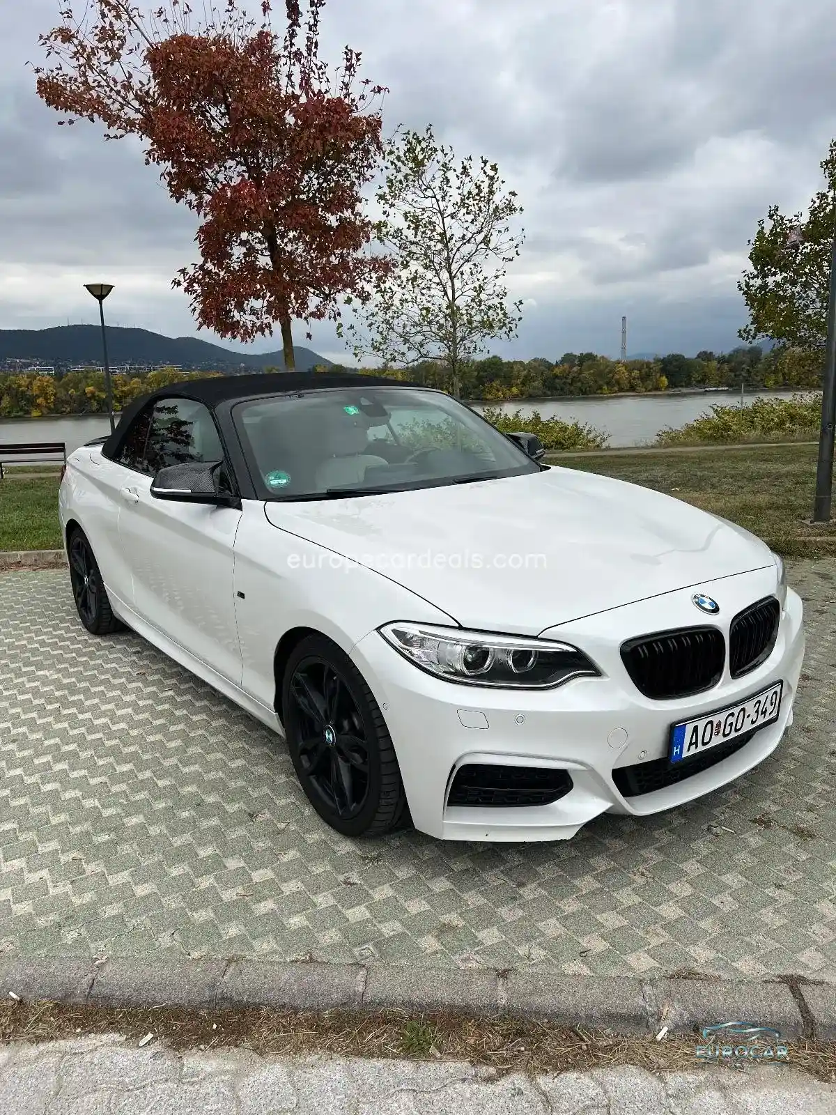 BMW M240i