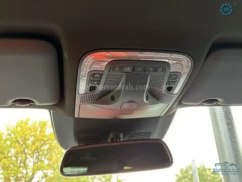 Mercedes-Benz V 250