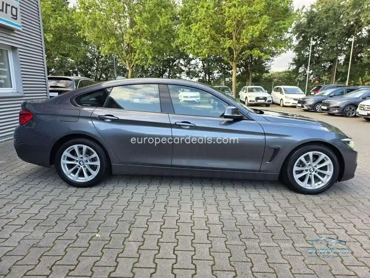BMW 418