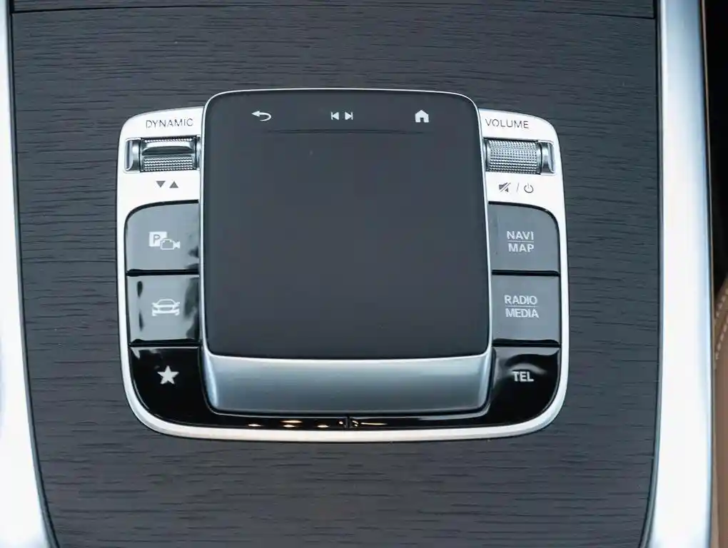 Mercedes-Benz G 500