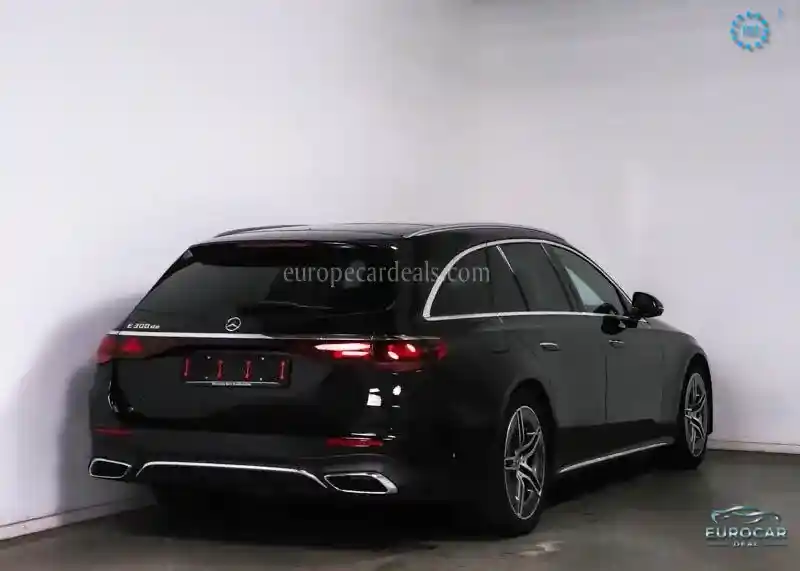 Mercedes-Benz E 300