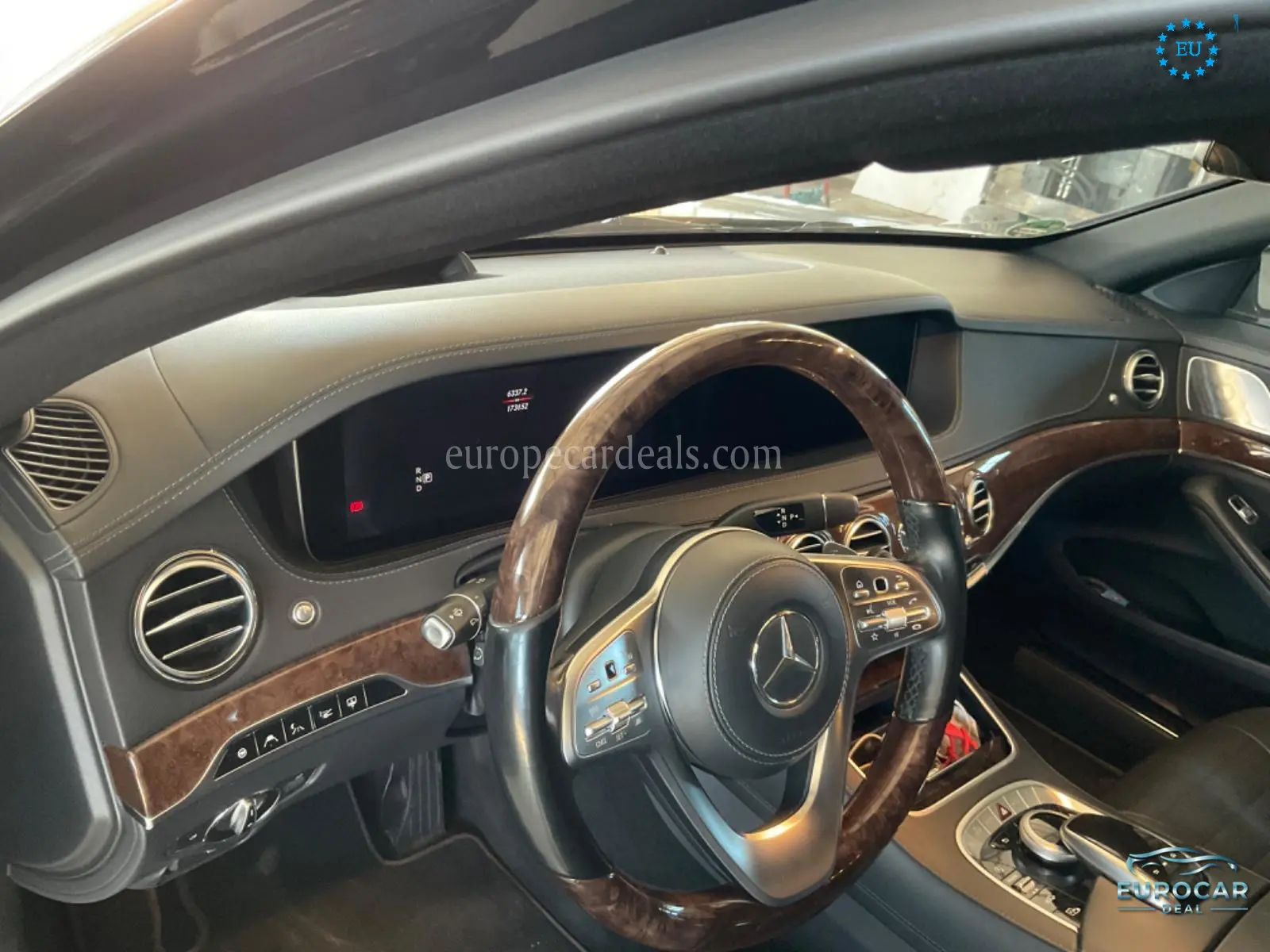 Mercedes-Benz S 560