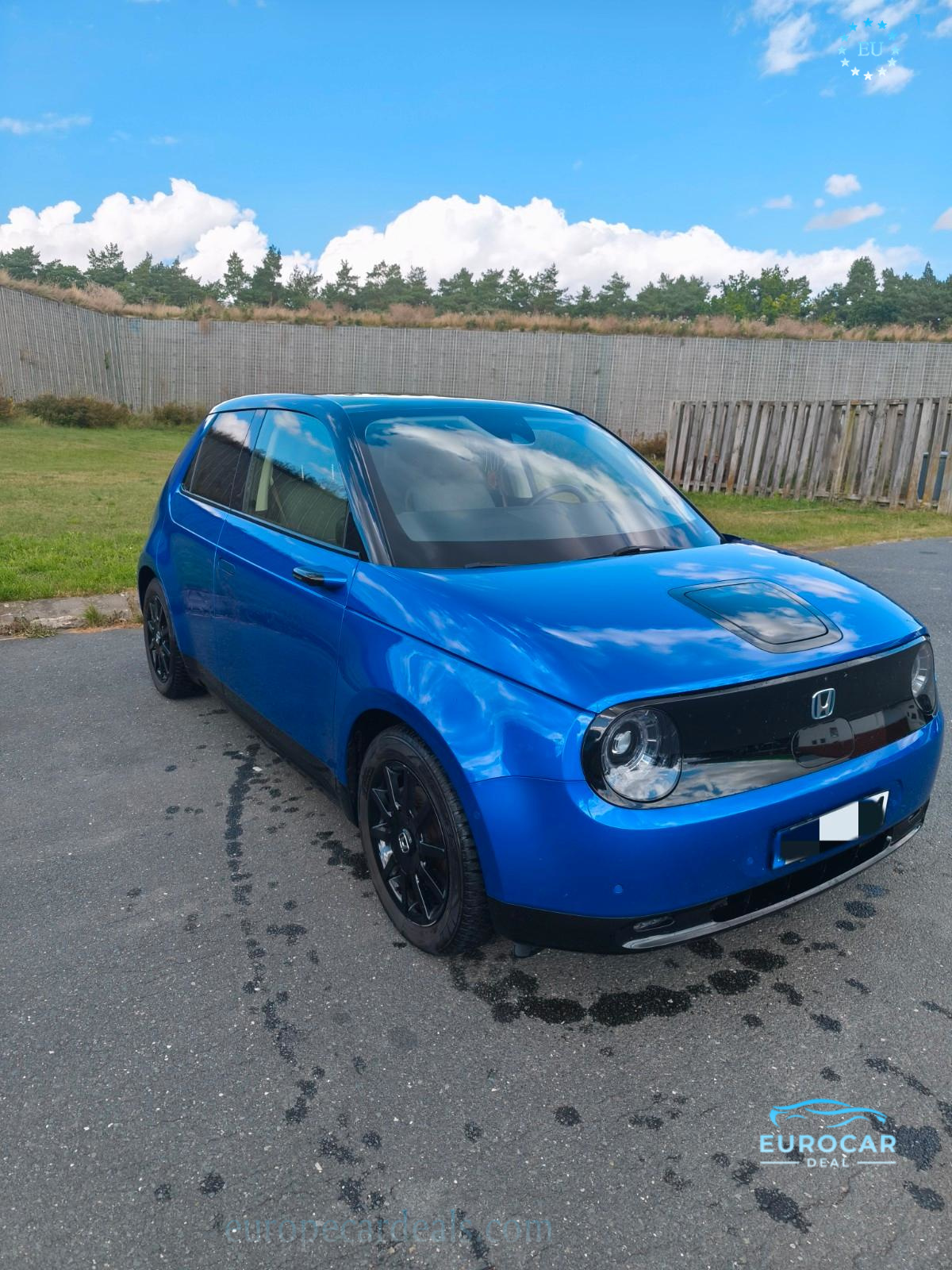 Honda e