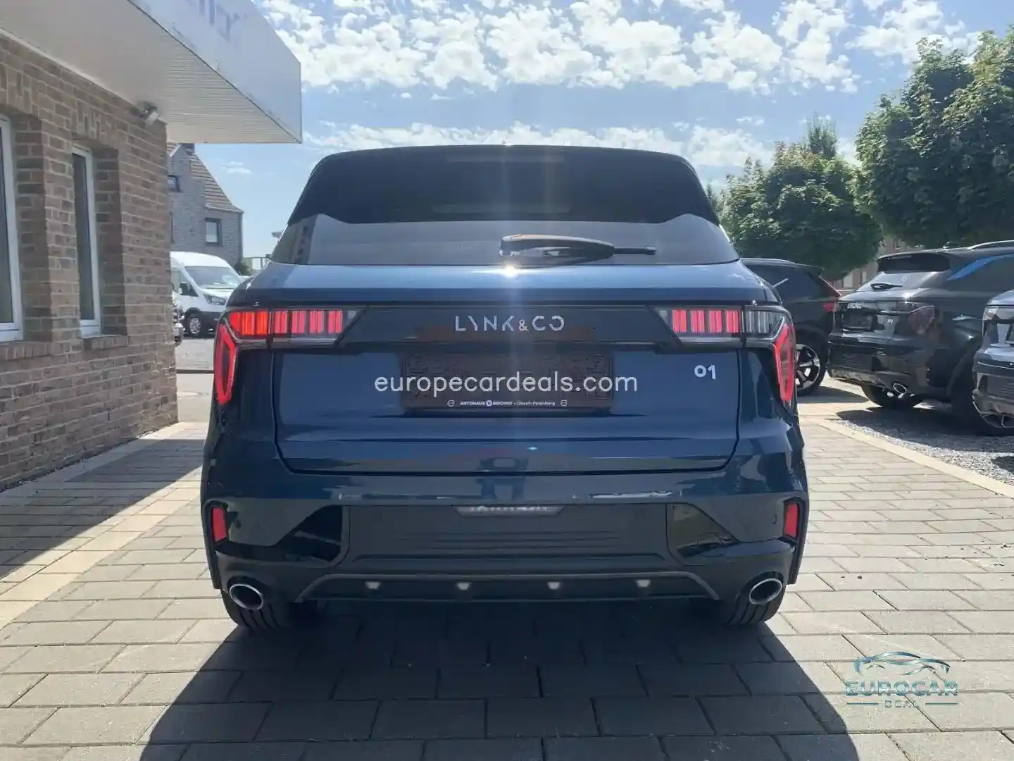 Lynk&Co 01