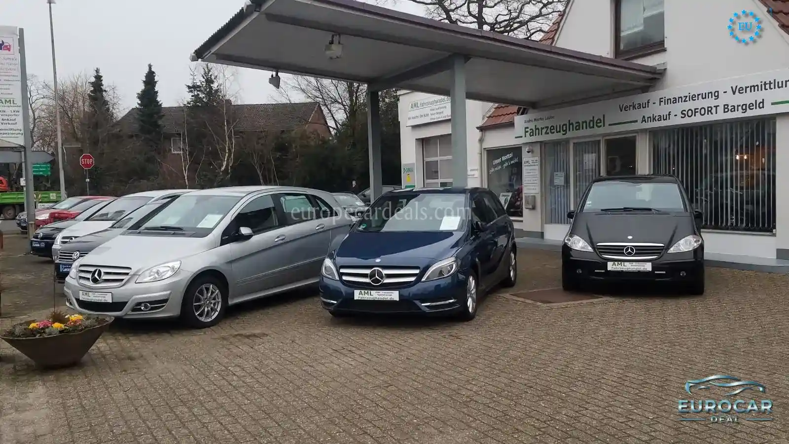 Mercedes-Benz B 180