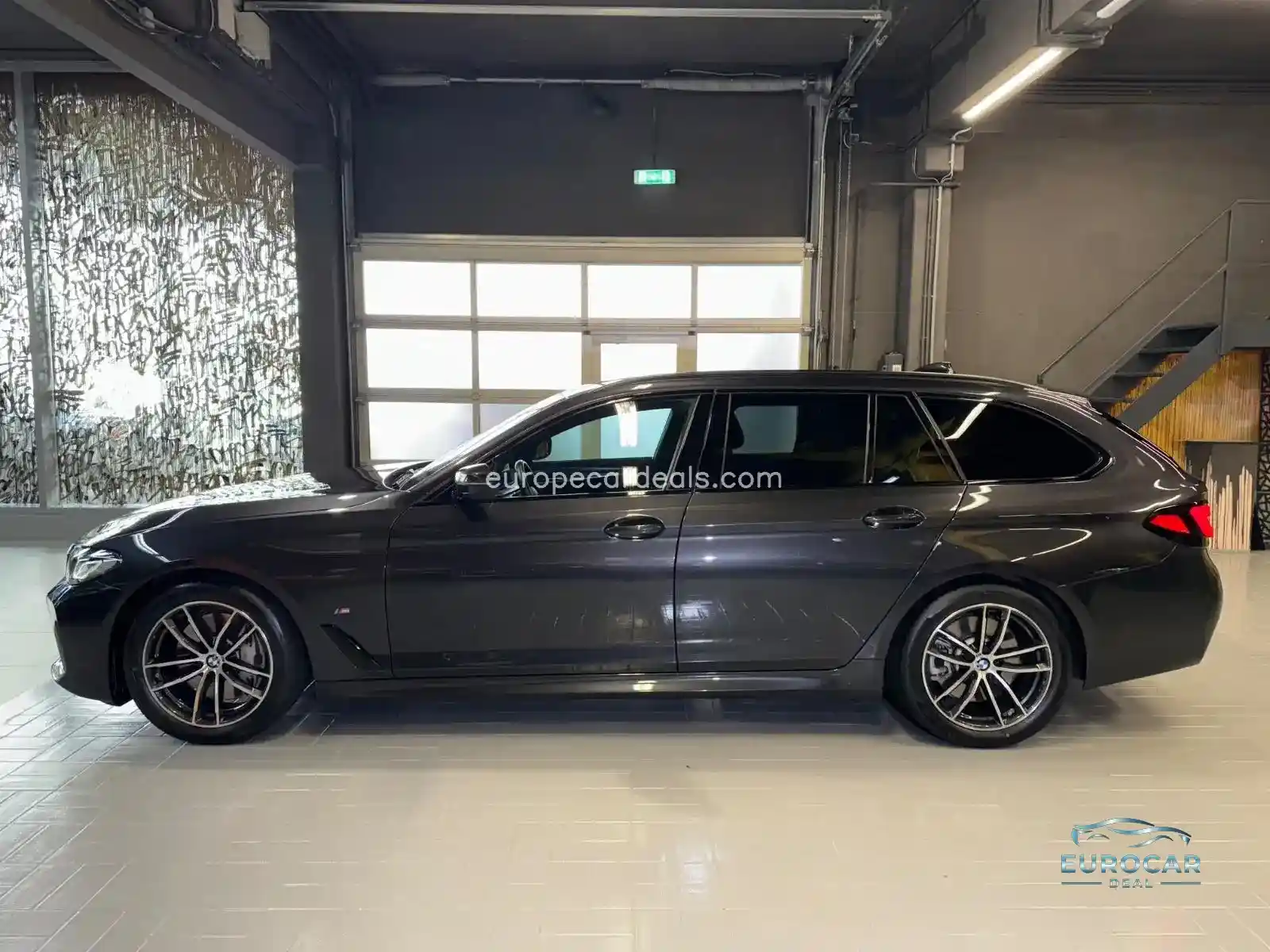 BMW 530