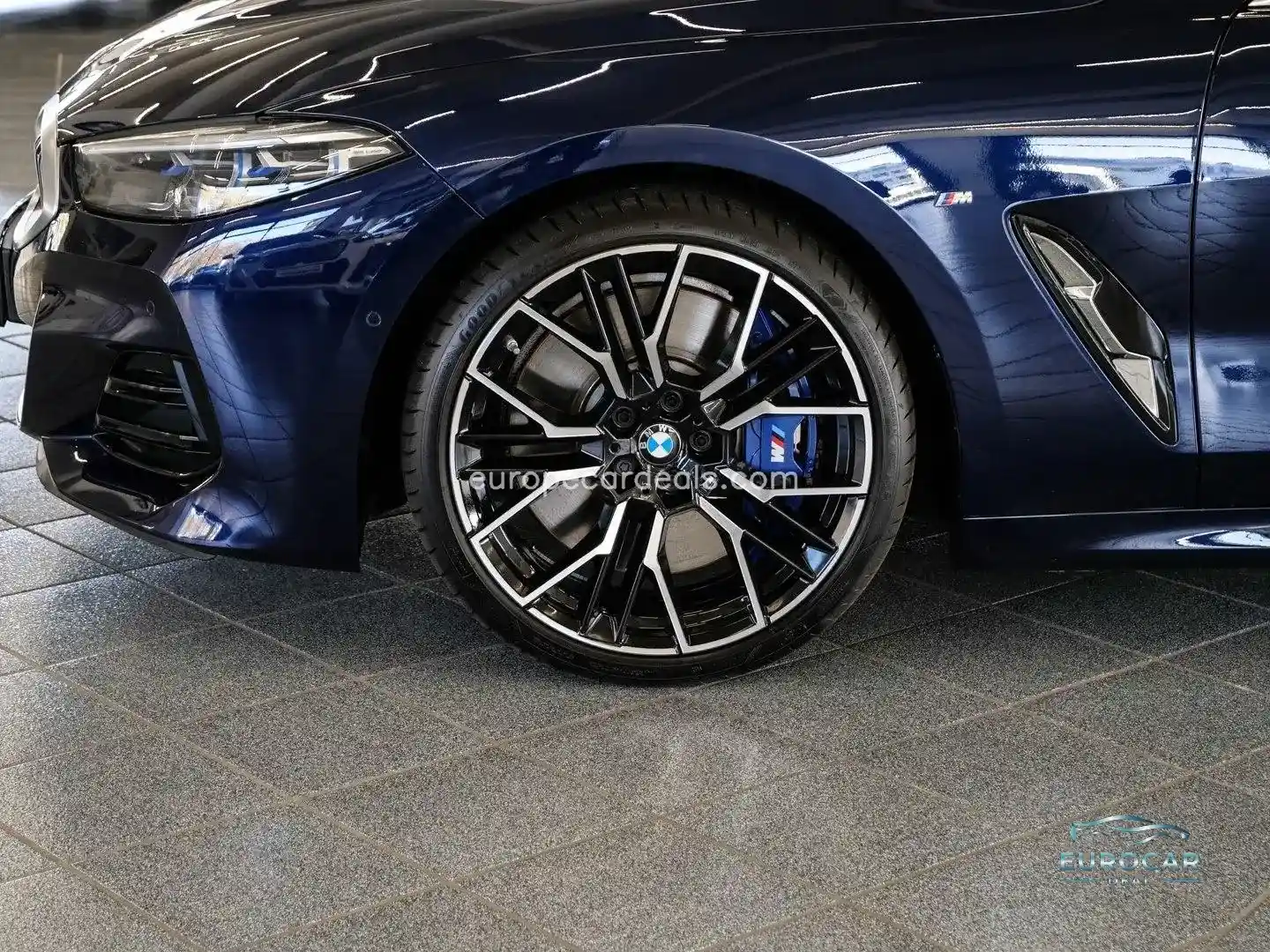 BMW M850