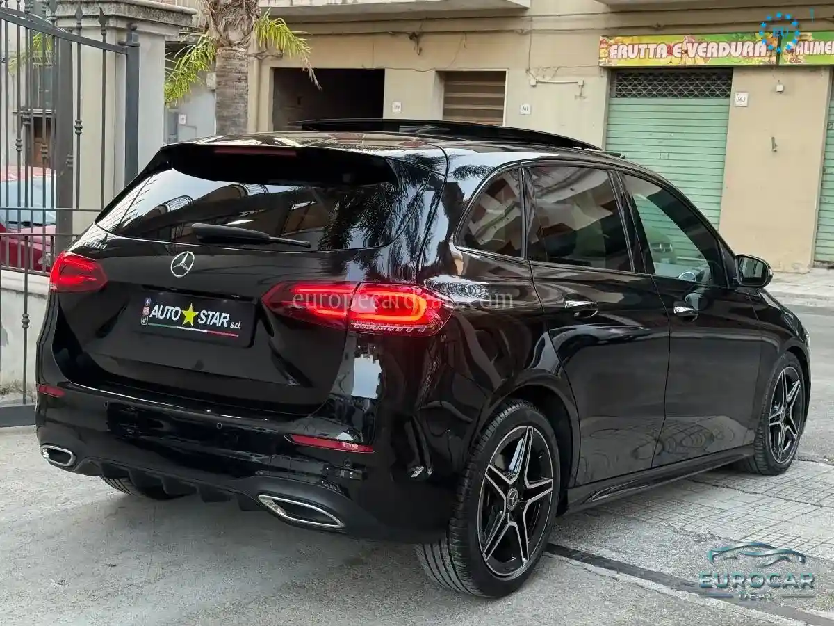 Mercedes-Benz B 200