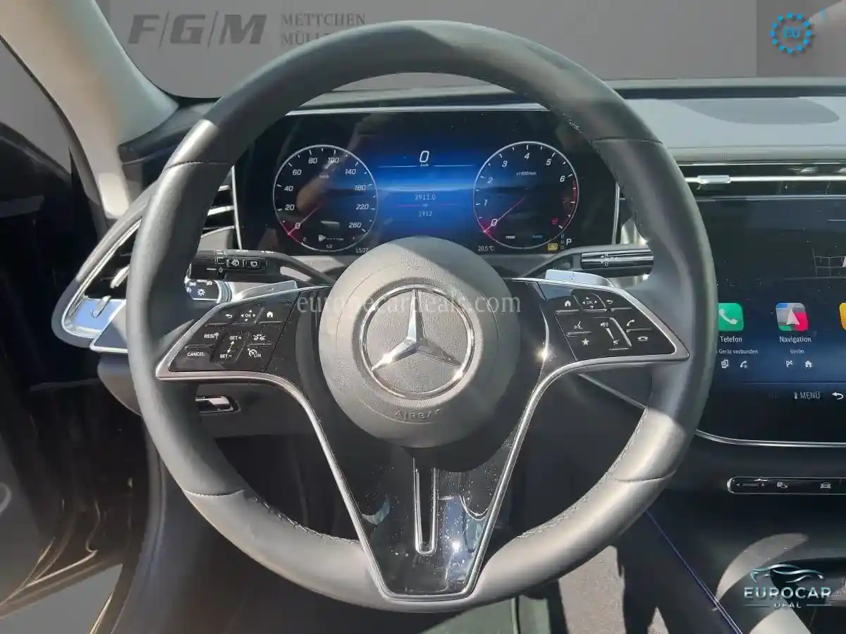 Mercedes-Benz E 200