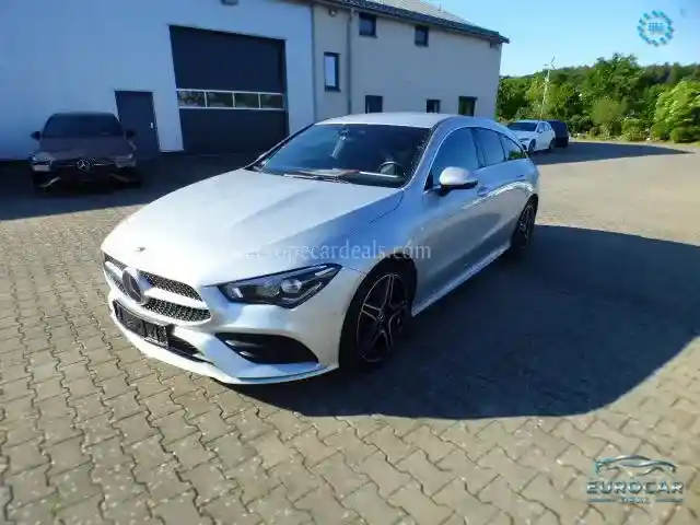 Mercedes-Benz CLA 220 Shooting Brake