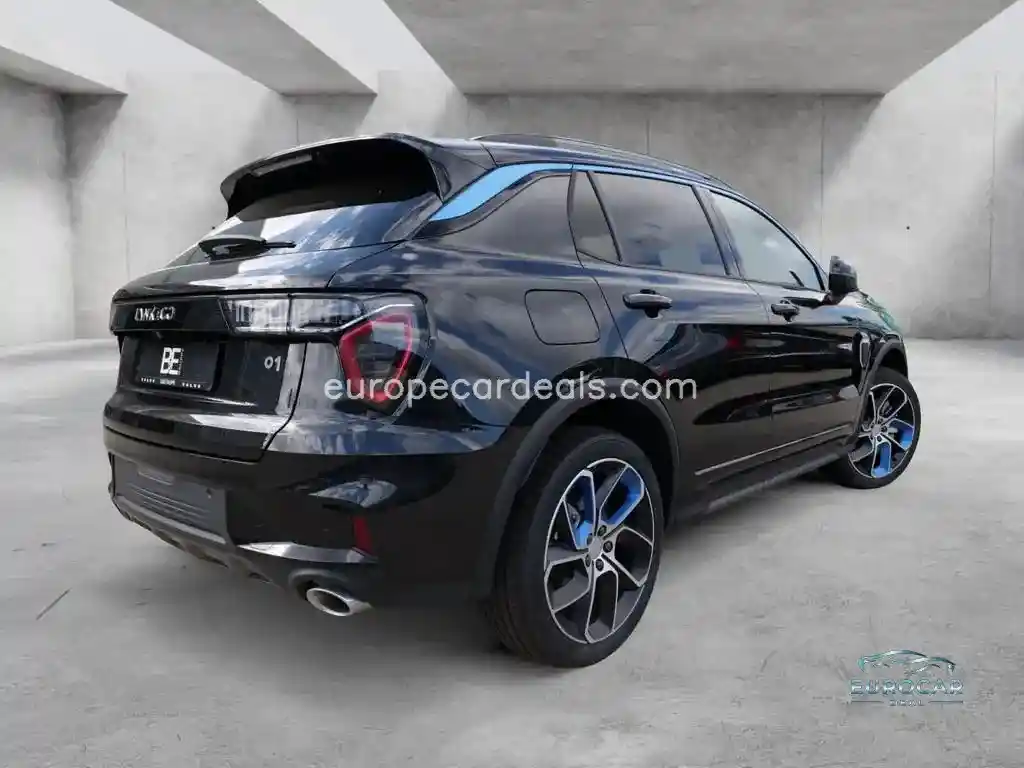 Lynk&Co 01