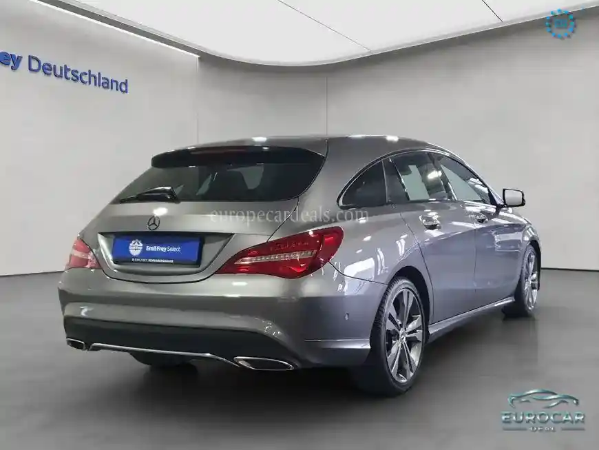 Mercedes-Benz CLA 180 Shooting Brake