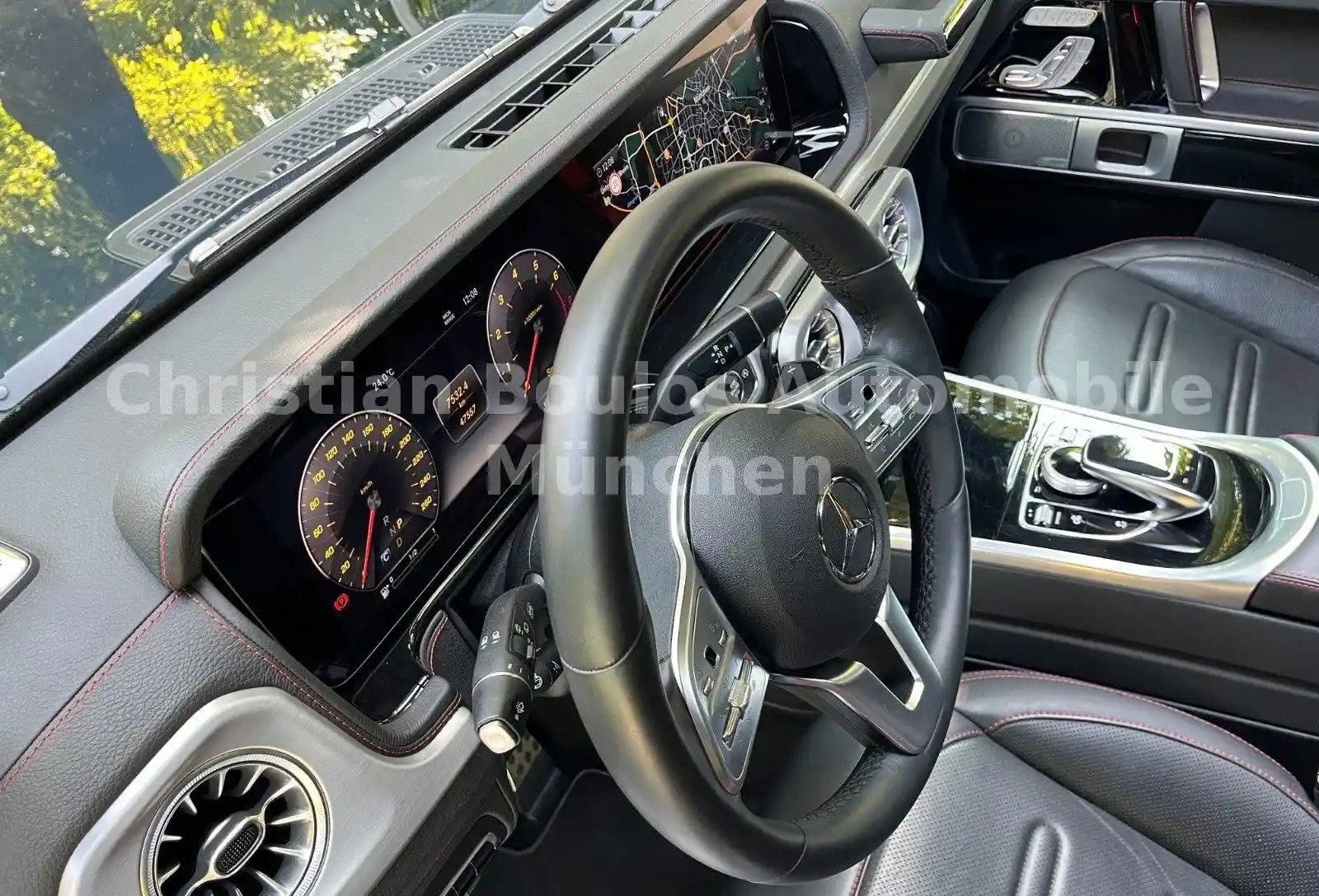 Mercedes-Benz G 500