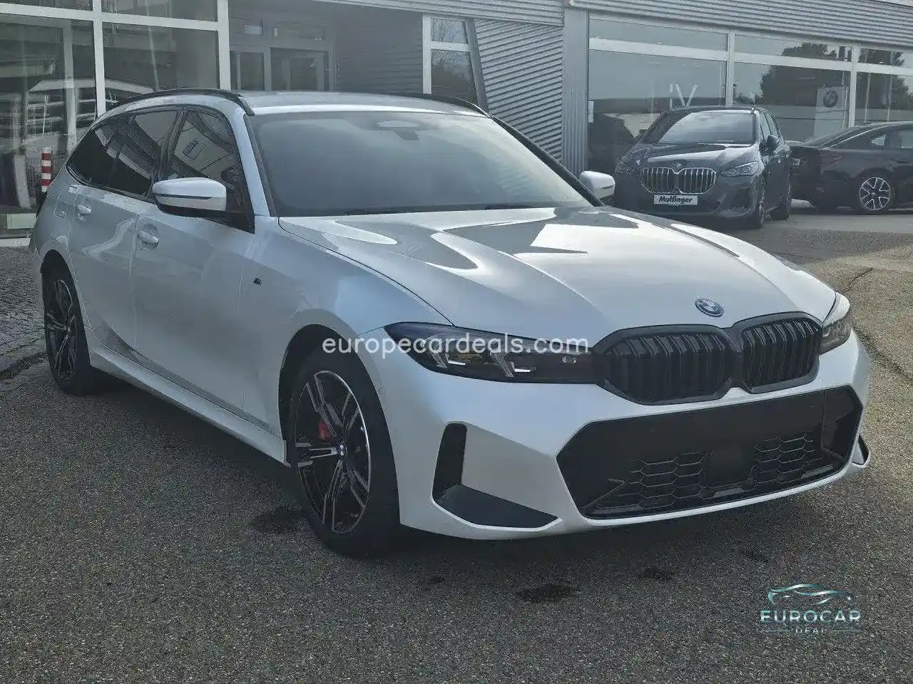 BMW 330