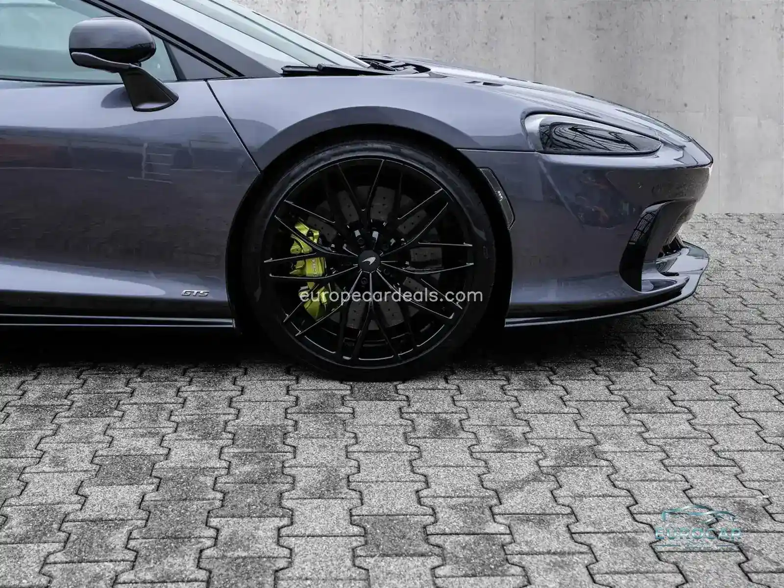 McLaren GTS