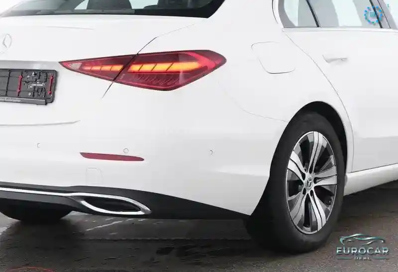 Mercedes-Benz C 180