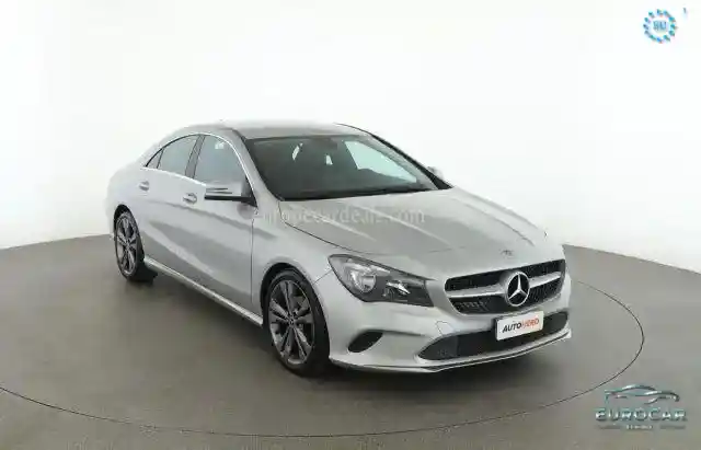Mercedes-Benz CLA 180