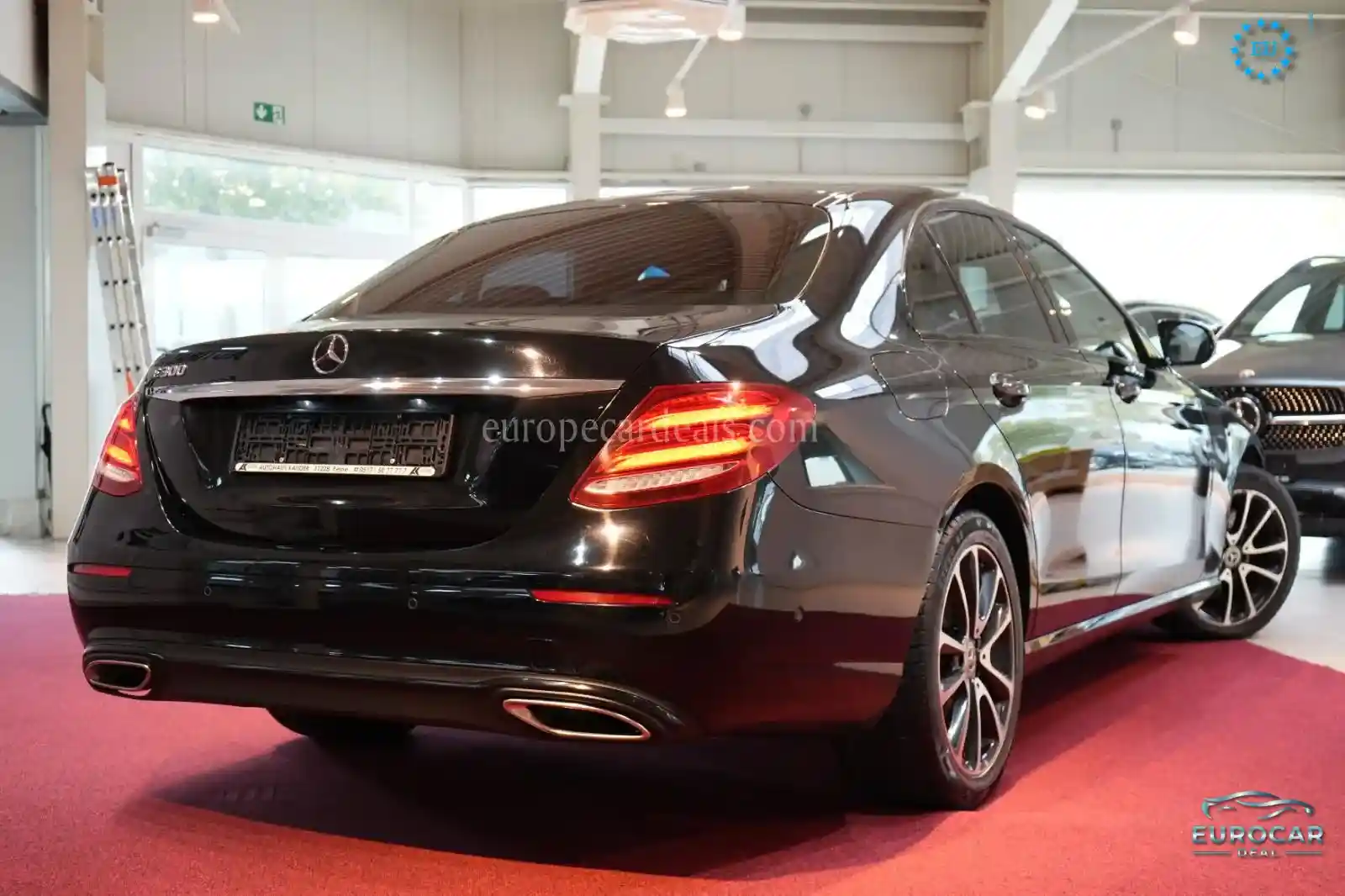 Mercedes-Benz E 300