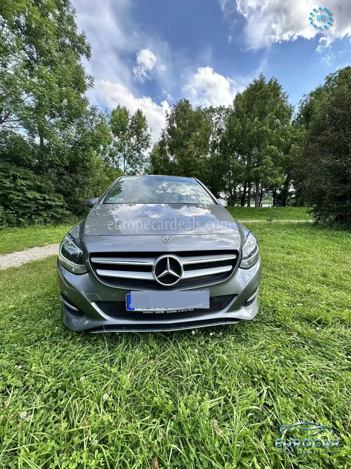Mercedes-Benz B 180