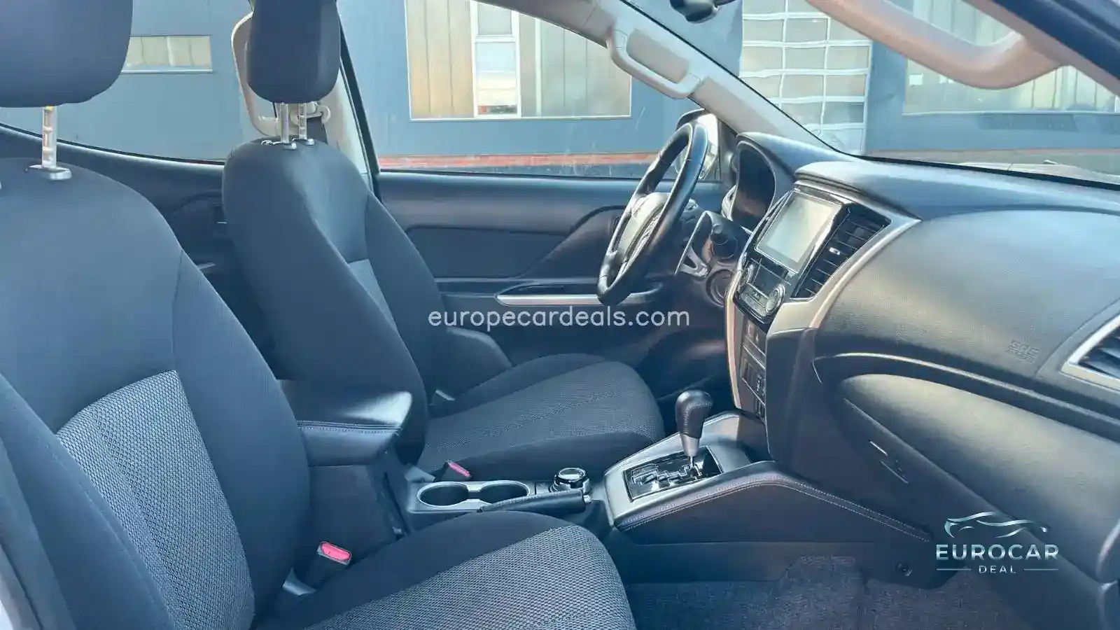 Mitsubishi L200