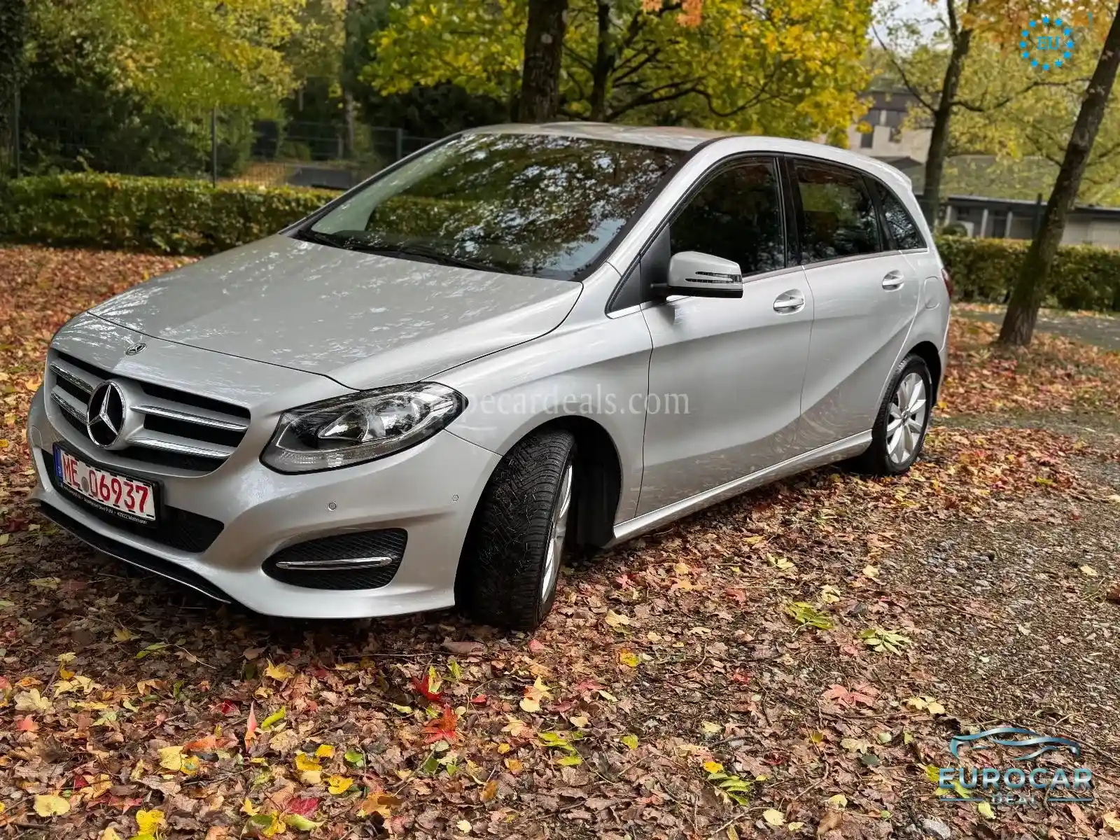 Mercedes-Benz B 180