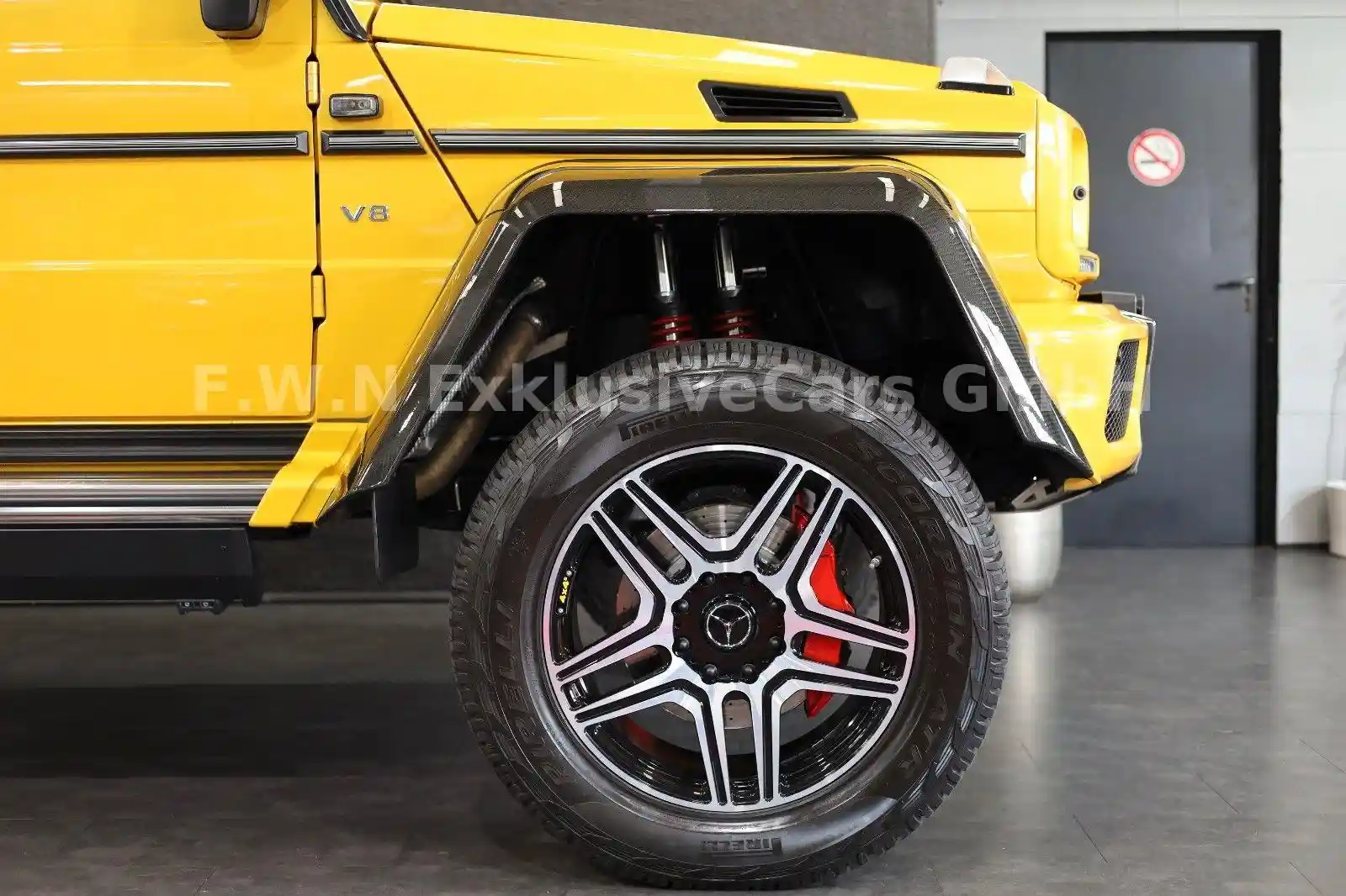 Mercedes-Benz G 500