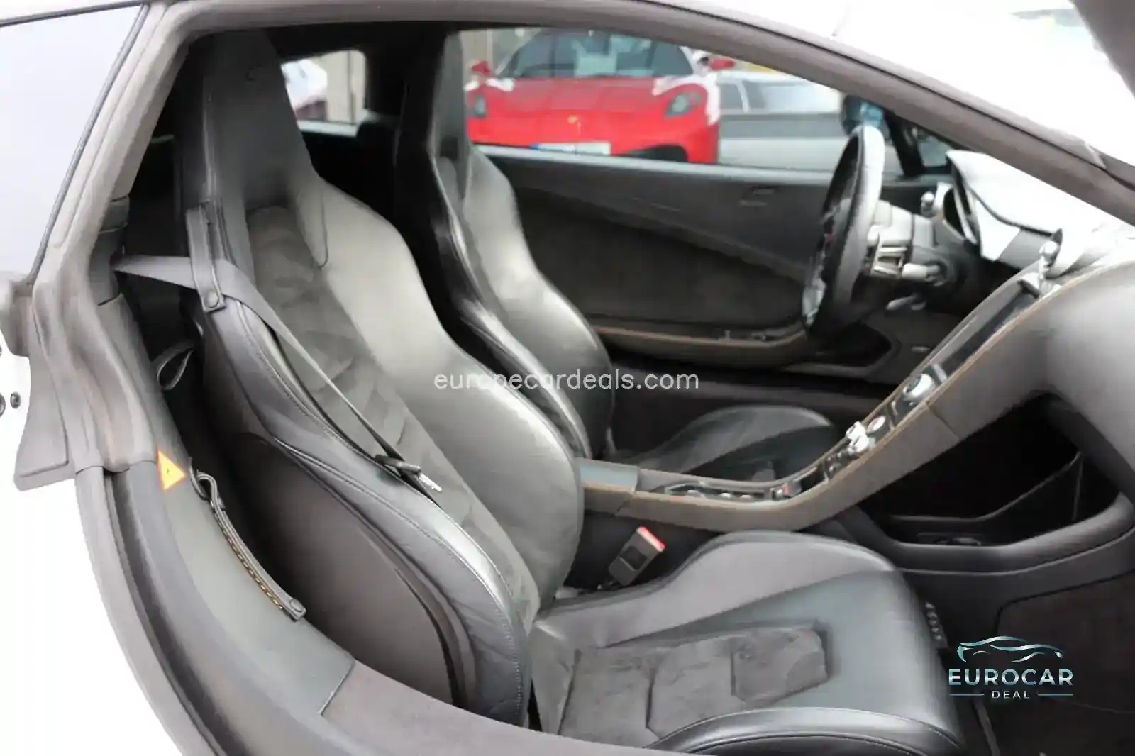 McLaren MP4-12C