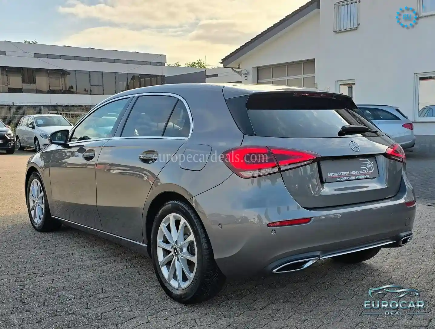 Mercedes-Benz A 220