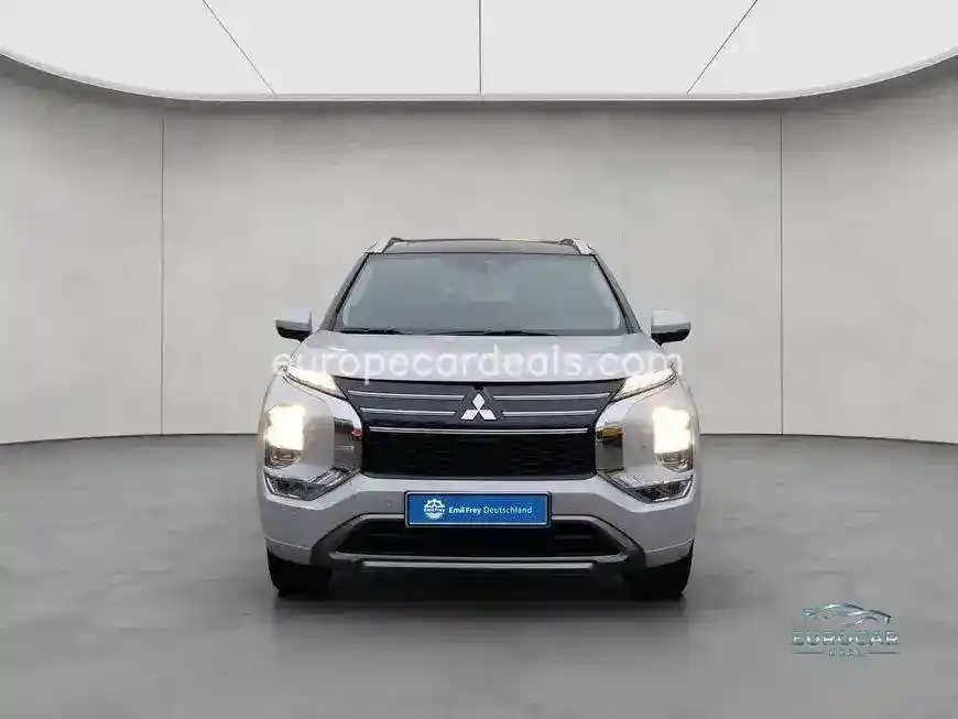 Mitsubishi Plug-in Hybrid Outlander