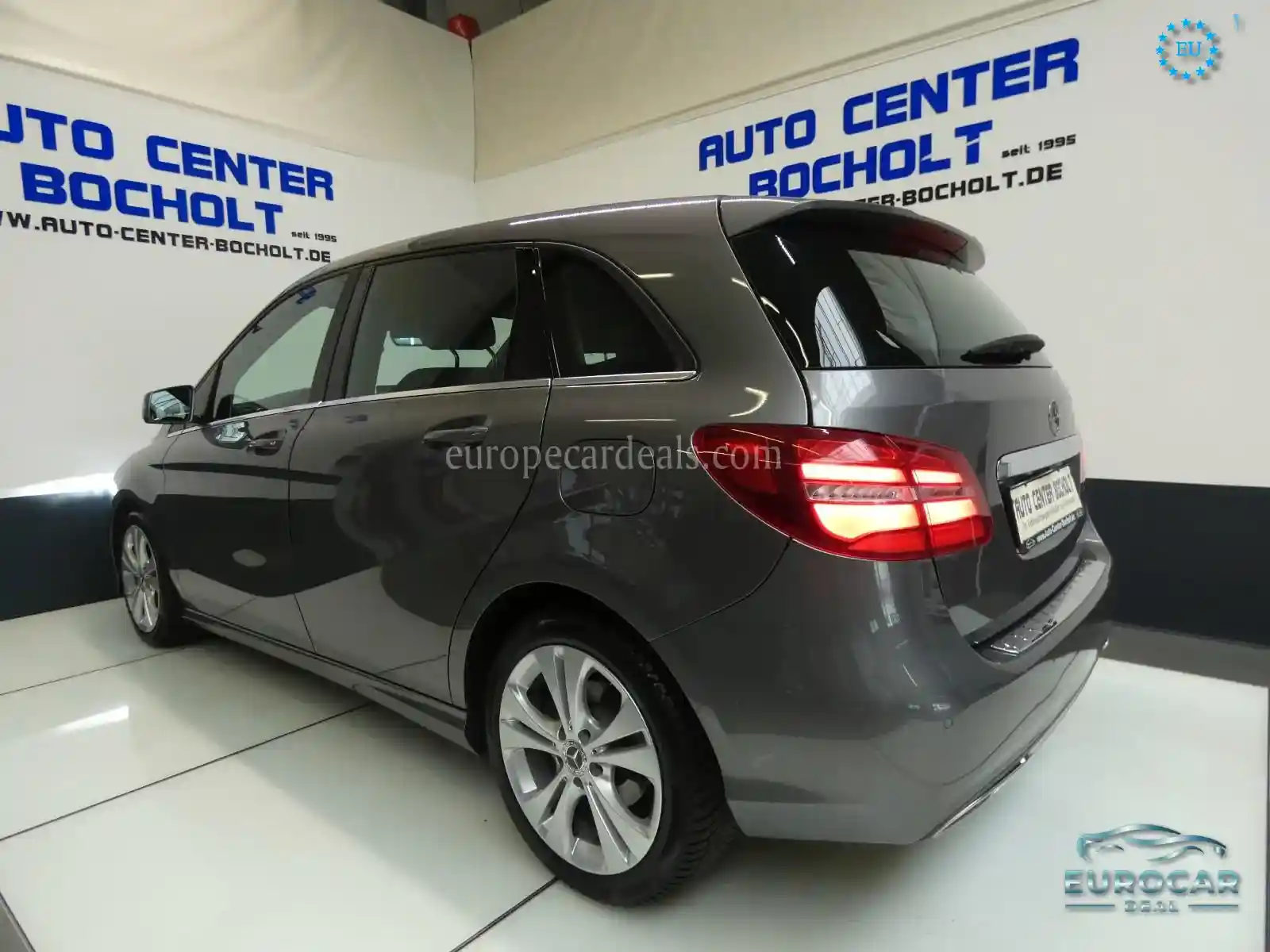 Mercedes-Benz B 200