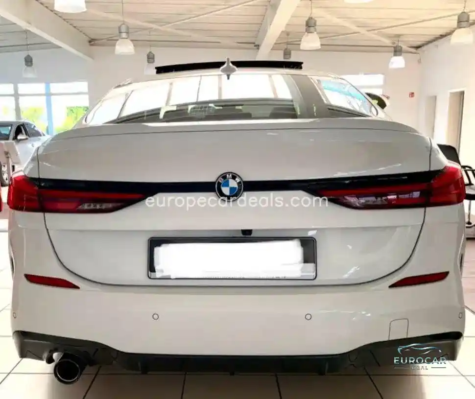 BMW 218