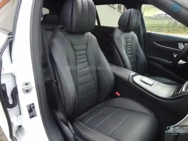Mercedes-Benz E 400